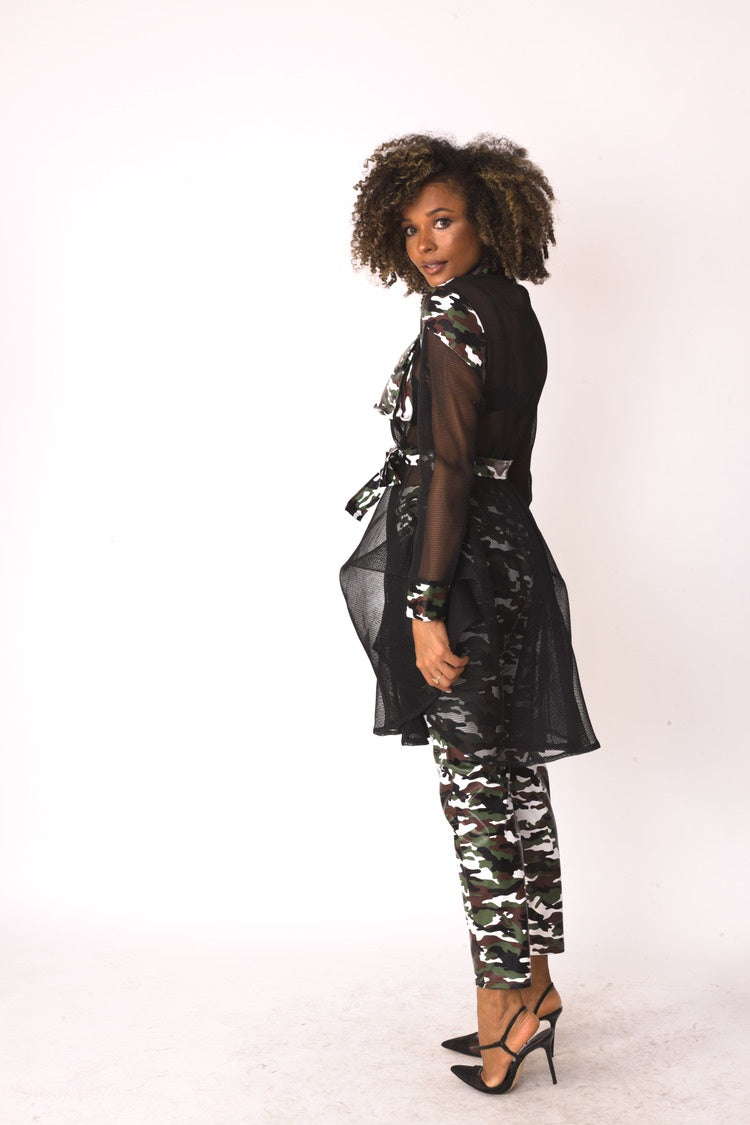 CAMOUFLAGE/BLACK