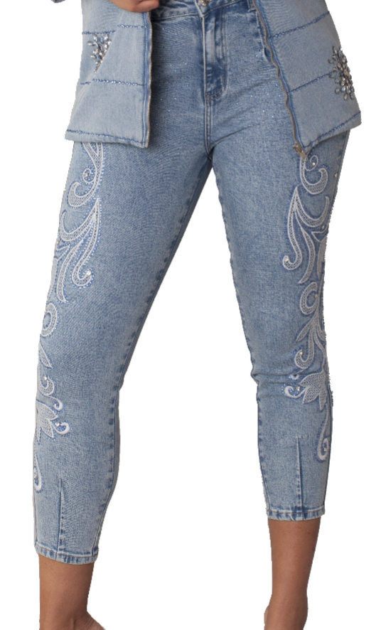 Embroidered Capri Denim | Style #82459